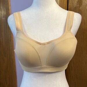 Wacoal Tan Women's Workout Bra size 32 DD.